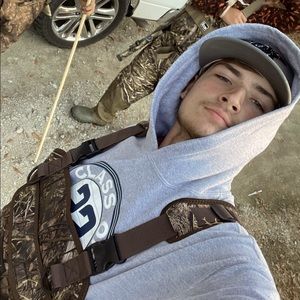 Meet your Posher, Conner